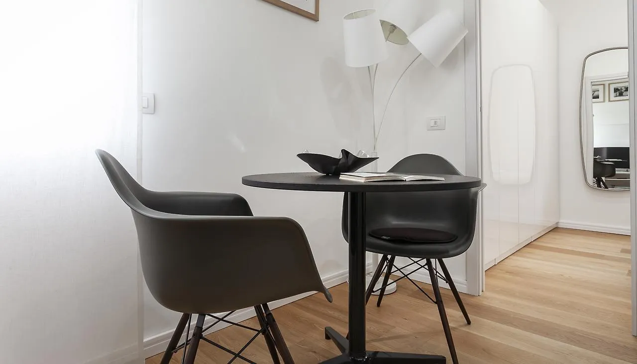 Italianway-Segrino Apartment Milan