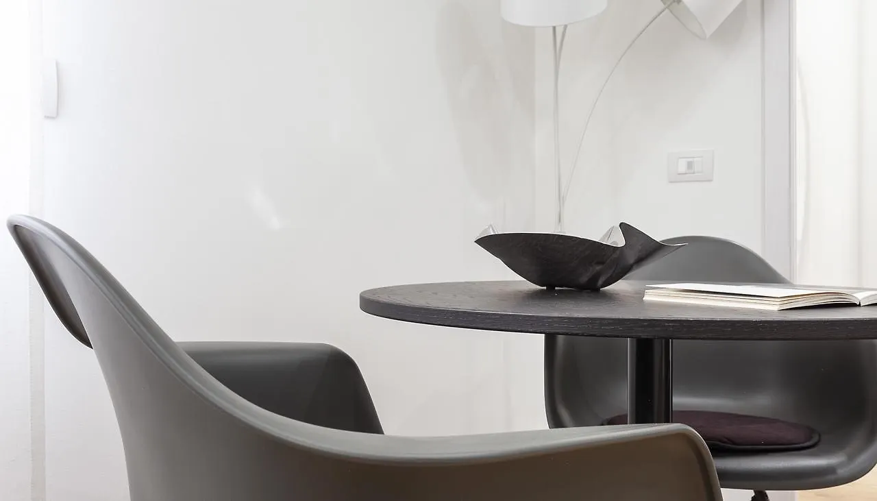 Italianway-Segrino Apartment Milan 0*,